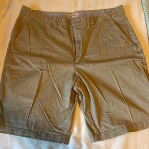 EUC men’s khaki shorts size 36